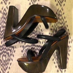CHARLES JOURDAN PARIS STRAPPY PLATFORM SANDALS SZ 6 BLACK/BROWN